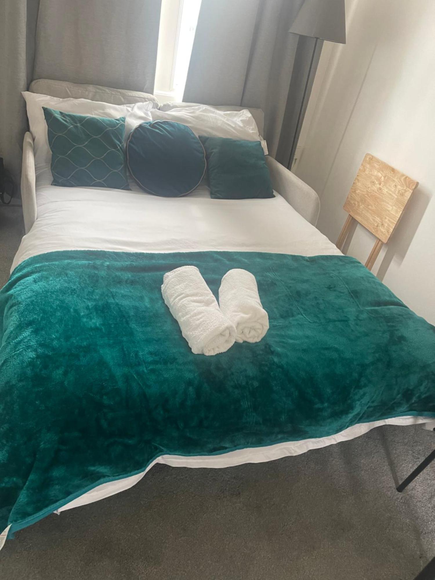Tooting Lodge London - Cosy 2 Bedroom House With Garden, 5 Mins Walk To Tube Station Kültér fotó